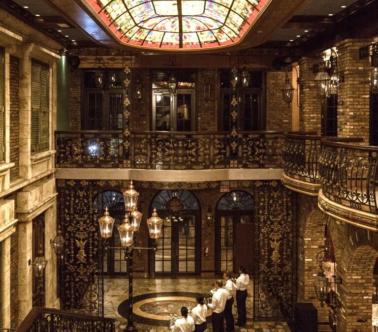 Gala Dinner, Cruz Building Coconut Groove, Florida, USA